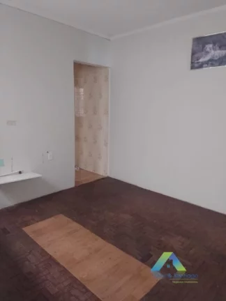 Imagem SANTO ANDRÉ Casa 125M², 2 dormitórios, 2 vagas ótima localização e valor !!!