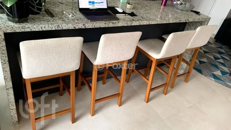 Imagem Apartamento 50M², 2Q, 1 Suíte, 1 Banheiro, 1 Vaga, Varanda, Piscina, Academia, Churrasqueira, Salão de Festas e Jogos, Quadra, Piscina Aquecida.