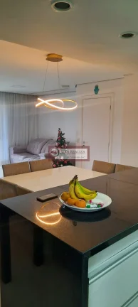 Imagem Vendo Oportunidade de Alto Padrão no Morumbi. Apartamento de 100M², 3 Dormitórios com planejados, sendo 1 Suíte, Sacada Gourmet envidraçada com Churrasqueira, Torre única com vista Livre panorâmica, 2 Vagas Fixa Cobertas, Piscina Semiolímpica, condomínio 