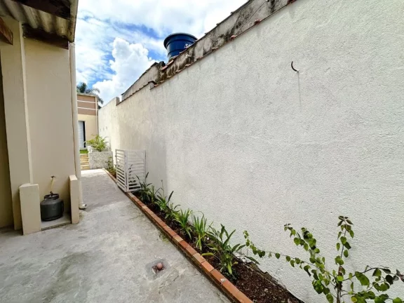 Imagem Sobrado com 2 dormitórios à venda, 195 m² por R$ 680.000,00 - Vila Perreli - Poá/SP