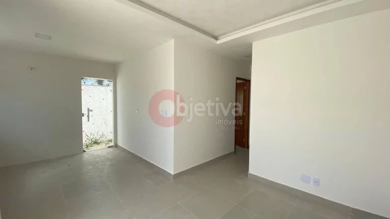 Imagem Casa linear independente, 2 quartos, 110m², Vila do Peró - Cabo Frio