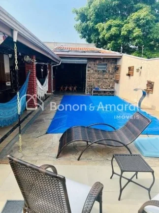 Imagem Casa com 3 Quartos e 3 banheiros , área gourmet e piscina à Venda, 120 m² por R$ 615.000