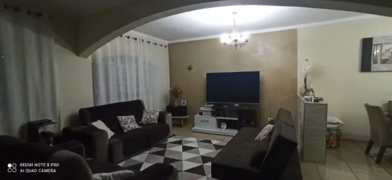 Imagem Sobrado com 4 dormitórios à venda, 245 m² por R$ 1.200.000,00 - Jardim Medina - Poá/SP