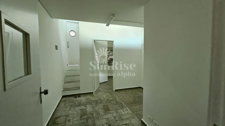 Imagem Loja Ponto Comercial pra alugar - 112m² - Alphaville -Barueri