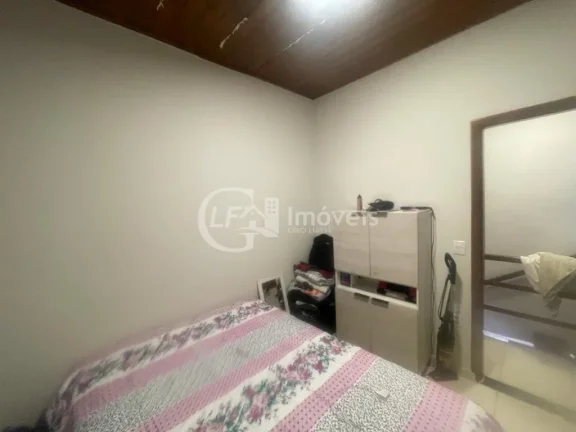 Imagem Imperdível oportunidade de adquirir casa com 2 quartos, 2 salas, 2 banheiros e garagem na Vila Taveirópolis, Campo Grande-MS!