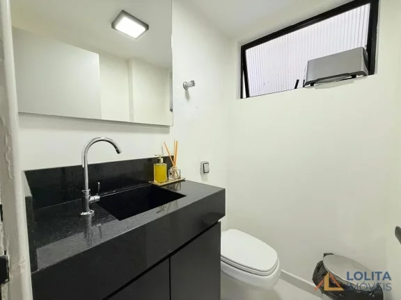 Imagem Sala Comercial à Venda no Coração de Florianópolis!