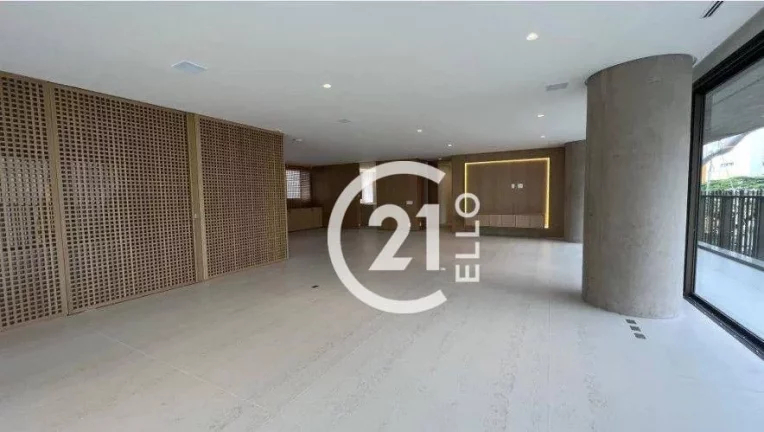 Imagem Moema 480m², 4 suítes, andar alto