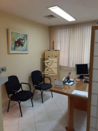 Imagem Recreio dos Bandeirantes - Sala consultório médico montado - 32 m2