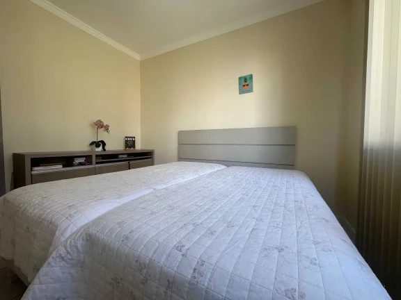 Imagem Casa mobiliada com 3 dormitórios sendo 1 suíte e 2 vagas de garagem no Dom Bosco em Itajaí