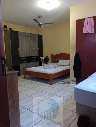 Imagem Casa térrea a venda R$ 270.000, bairro Presidente Dutra com 2 quartos sendo 1 suíte, 3 vagas de garagem em Ribeirão Preto - SP