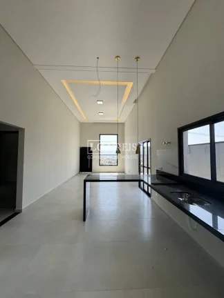 Imagem Casa térrea 3 dormitórios sendo 1 suíte com quintal espaçoso