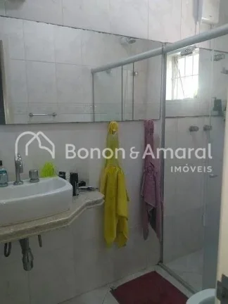 Imagem Casa de Condomínio com 3 Quartos e 4 banheiros à Venda, 262 m² por R$ 1.350.000