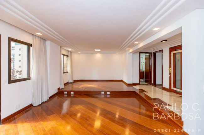 Imagem Parte plana dos Jardins - 3 Suítes - 4 Vagas - 189 m²