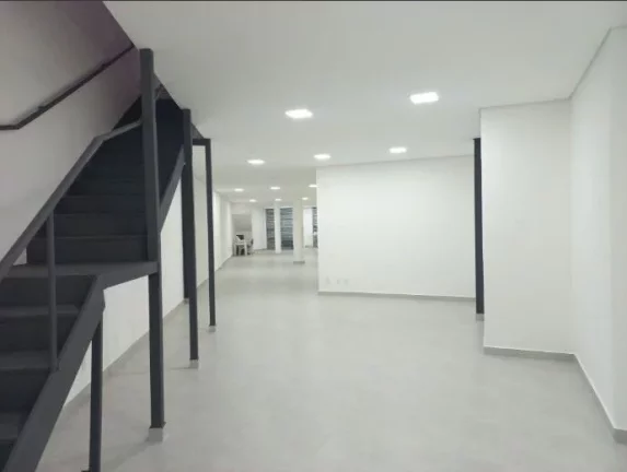Imagem Salão para alugar, 320 m² por R$ 20.254,84/mês - Centro - Poá/SP