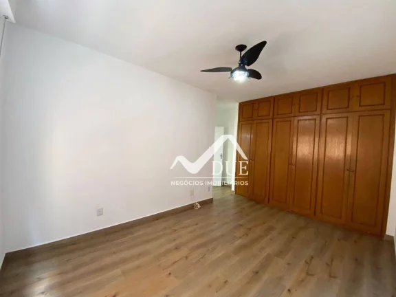 Imagem Apartamento com 2 dormitórios à venda, 120 m² por R$ 750.000,00 - Ponta da Praia - Santos/SP