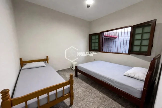 Imagem Se você busca espaço, conforto e uma localização privilegiada no litoral, este imóvel é perfei...
