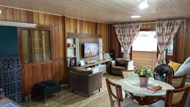 Imagem Duas casas pelo preço de uma – oportunidade incrível para você que quer investir!
