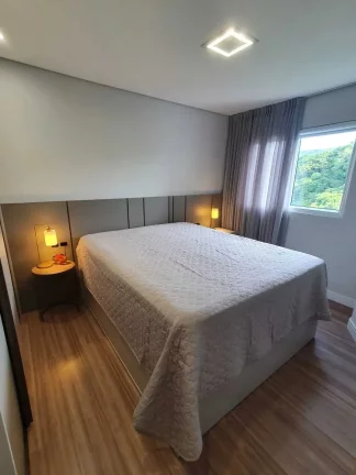 Imagem Apartamento mobiliado com 2 suítes e 2 vagas de garagem no bairro Ressacada em Itajaí