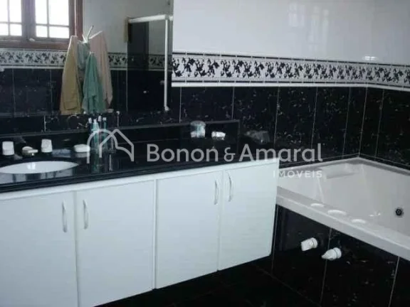 Imagem Casa de Condomínio com 554 m² e 4 Quartos