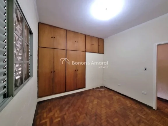 Imagem Casa térrea à venda no Jardim Conceição, Campinas, SP. 

Casa de 3 quartos, sendo 1 suíte, todo...