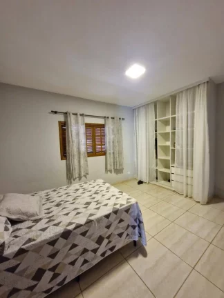 Imagem CHÁCARA COM 3 DORMITÓRIOS LOCALIZADA NO JD. CANANEIA - PILAR DO SUL