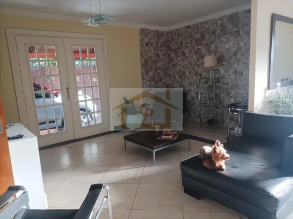 Imagem Tranquilidade para você, Casa Térrea com 3 quartos, piscina, 4 vagas , Edícula