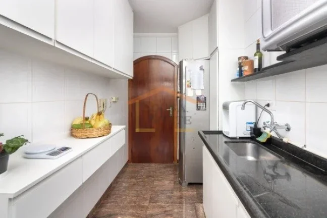 Imagem Apartamento com 67m², conta com 3 dormitórios com armários planejados, sala para 2 ambientes com ...