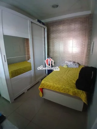 Imagem Casa em Flores, 800M², 3Qtos s/ 2 suítes, piscina, poço artesiano!