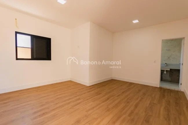 Imagem Casa térrea à venda no Condomínio Mont Alcino, uma excelente oportunidade para quem busca confort...
