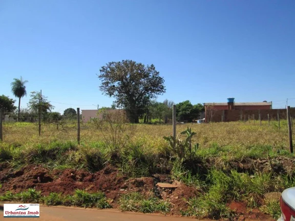 Imagem 2 Terrenos Juntos à Venda no Asfalto no Jardim Lagoa Dourada, 900m2