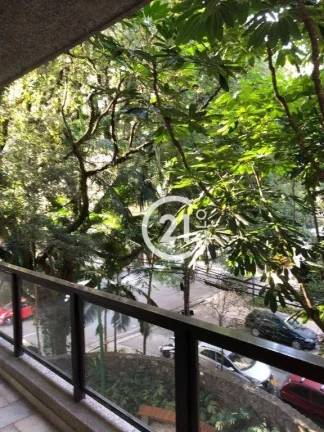 Imagem Apartamento com 245 m², 3 quartos sendo 3 suítes à venda no bairro Jardim América.