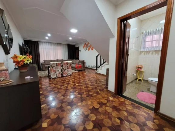 Imagem Sobrado à venda 3 Quartos, 2 Vagas, 187M², Campestre, Santo André - SP