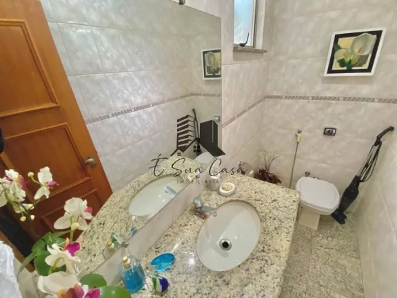Imagem Casa de 4 quartos Bairro Castelo, Belo Horizonte