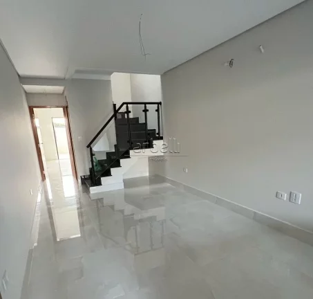 Imagem Sobrado com 145 M², 3 suítes sendo 2 com sacada privativa, ampla sala iluminada, cozinha espaçosa...