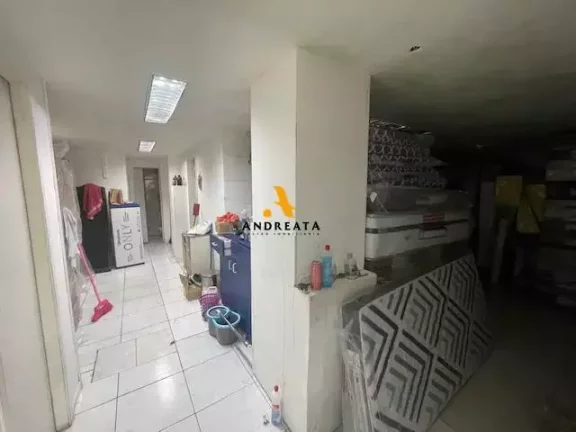 Imagem Av. das Américas - Recreio - Excelente Lojão frontal Americas com 146m2!!! Possibilidade de letreiro!!!