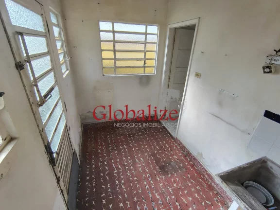 Imagem TERRENO R$750.000,00, TERENO AMPLO COM CHALÉ DE MADEIRA E EDÍCULA NO FUNDO, NO BAIRRO DA APARECIDA EM SANTOS