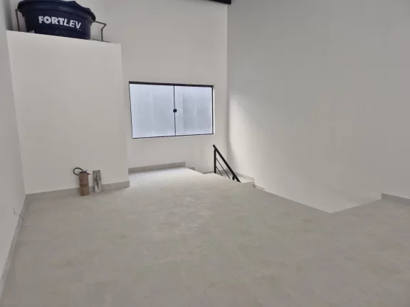 Imagem Salão Comercial Novo para Locação na Alameda Lucas Nogueira Garcez – Atibaia/SP