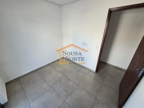 Imagem Apartamento com 42,20m², 2 dormitórios, banheiro, sala com varanda, cozinha e área de serviço. O...