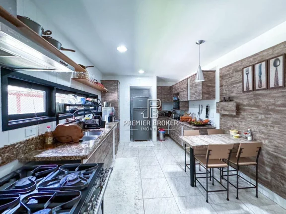 Imagem Casa à venda, 235 m² por R$ 1.680.000,00 - Albuquerque - Teresópolis/RJ