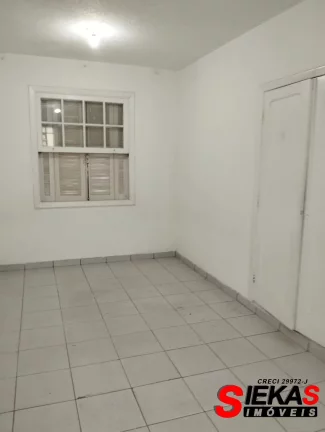 Imagem Casa comercial para venda ou locação em São Paulo-SP, Tatuapé: 5 quartos, 3 banheiros, 2 vagas, 200m². Venha conferir!