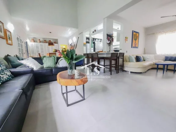 Imagem Casa à venda em Riviera, com 6 dormitórios sendo 4 suítes, 289m² área construída 3 vagas de garagem