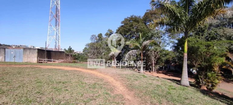 Imagem Área com 26.000 m² à 3 km do centro de Itatiba! Live Imóveis
