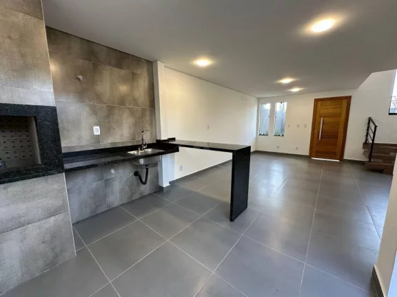 Imagem SOBRADO, 2 SUITES E PISCINA, RAINHA DO MAR
