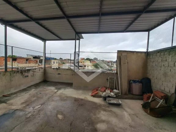 Imagem Casa Triplex de Vila em Bento Ribeiro