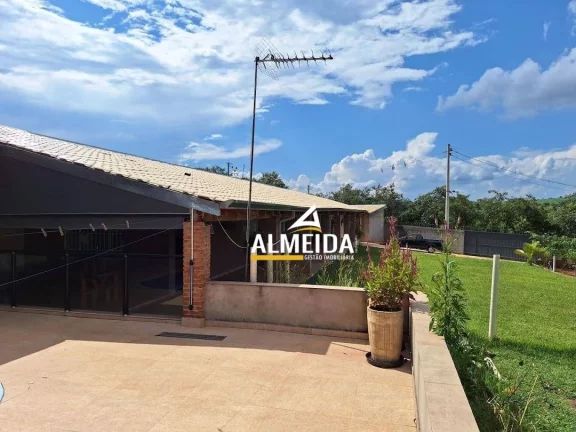 Imagem Chácara com 3 dormitórios à venda, 1400 m² por R$ 1.200.000,00 - Jardim Santa Maria - Rio Claro/SP
