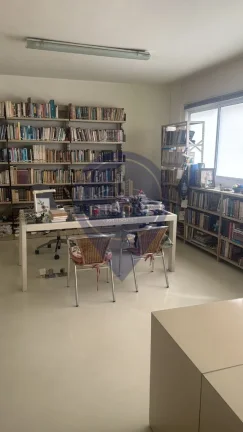 Imagem Apartamento à venda no Itaim Bibi, São Paulo-SP: 2 quartos, 1 suíte, 2 salas, 3 banheiros, 2 vagas, 270m². Venha conferir!