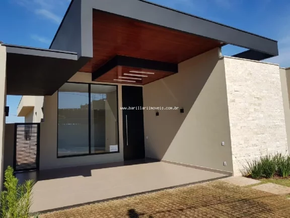 Casa Terrea Condominio Alto do Castelo