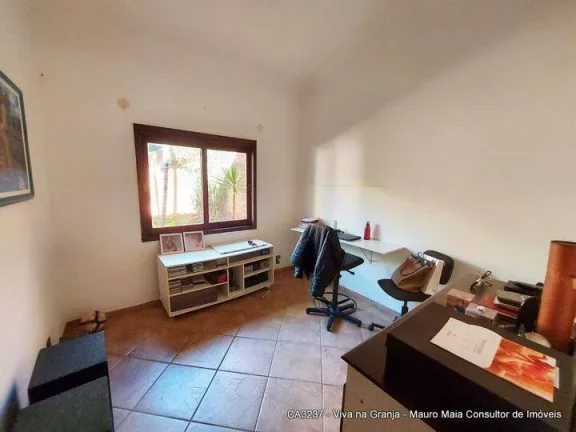 Imagem Casa à Venda com 3 quartos, 494 m² por R$ 1.470.000 Granja Viana