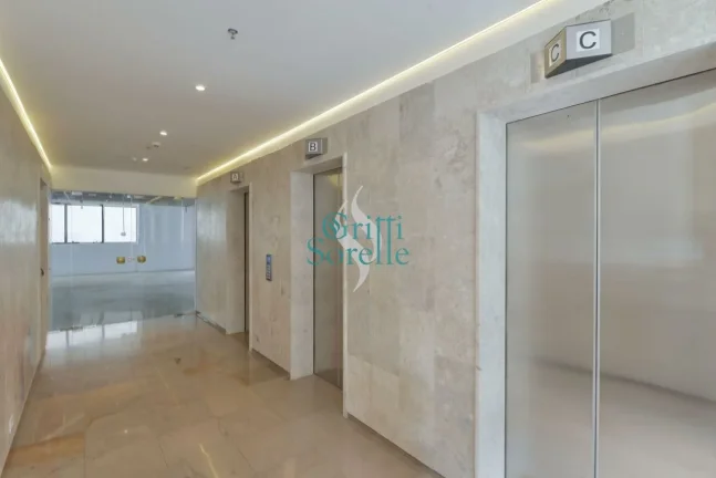 Imagem Conjunto Comercial para Alugar em Cerqueira César - São Paulo/SP.