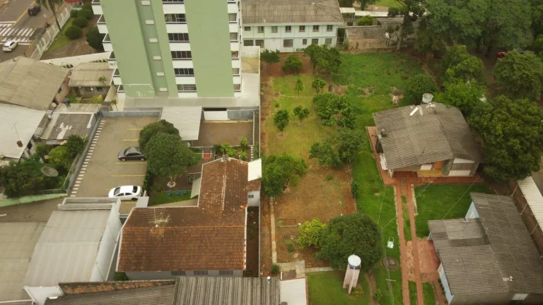 Imagem Casa para Venda em Erechim, Três Vendas, 4 dormitórios, 2 banheiros